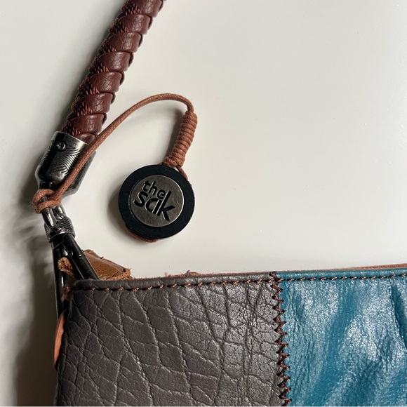 The Sak Boho Patchwork Multi Color-block Vintage-style Leather Shoulder Bag - Picture 4 of 14